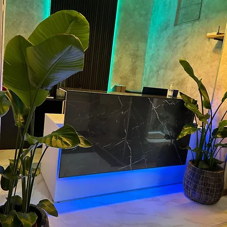 Domus Aquae & Wellness בית הארחה ג'נובה
